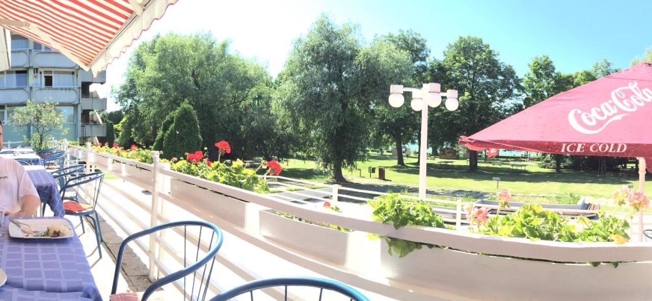 Fesztival Balaton Parti Apartman Balatonfoldvar Exterior photo